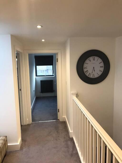 브라이턴 New Town House With *Free Allocated Parking* 아파트 외부 사진