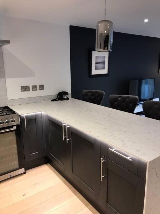 브라이턴 New Town House With *Free Allocated Parking* 아파트 외부 사진