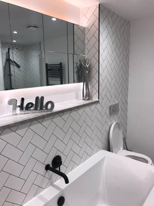 브라이턴 New Town House With *Free Allocated Parking* 아파트 외부 사진